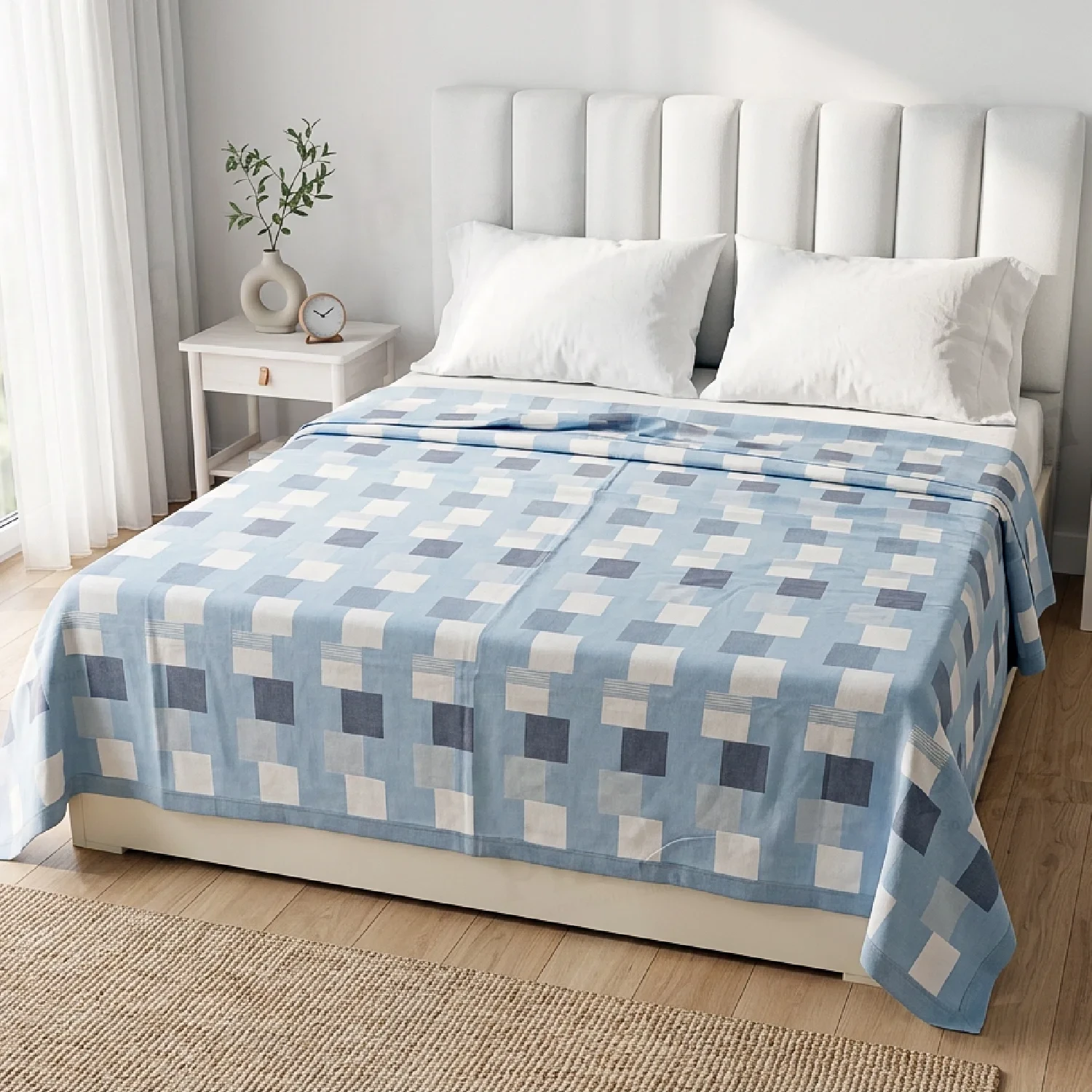 Imported Combed Cotton Grid Pattern Meiliang Summer Quilt.