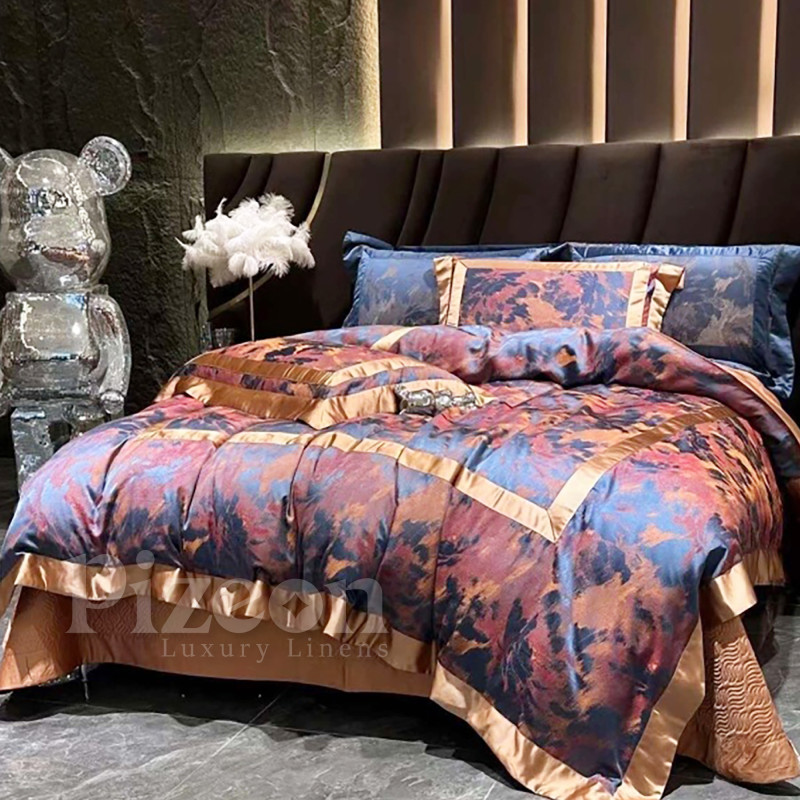 Luxury imported 4-piece high-class silk bedding set.
