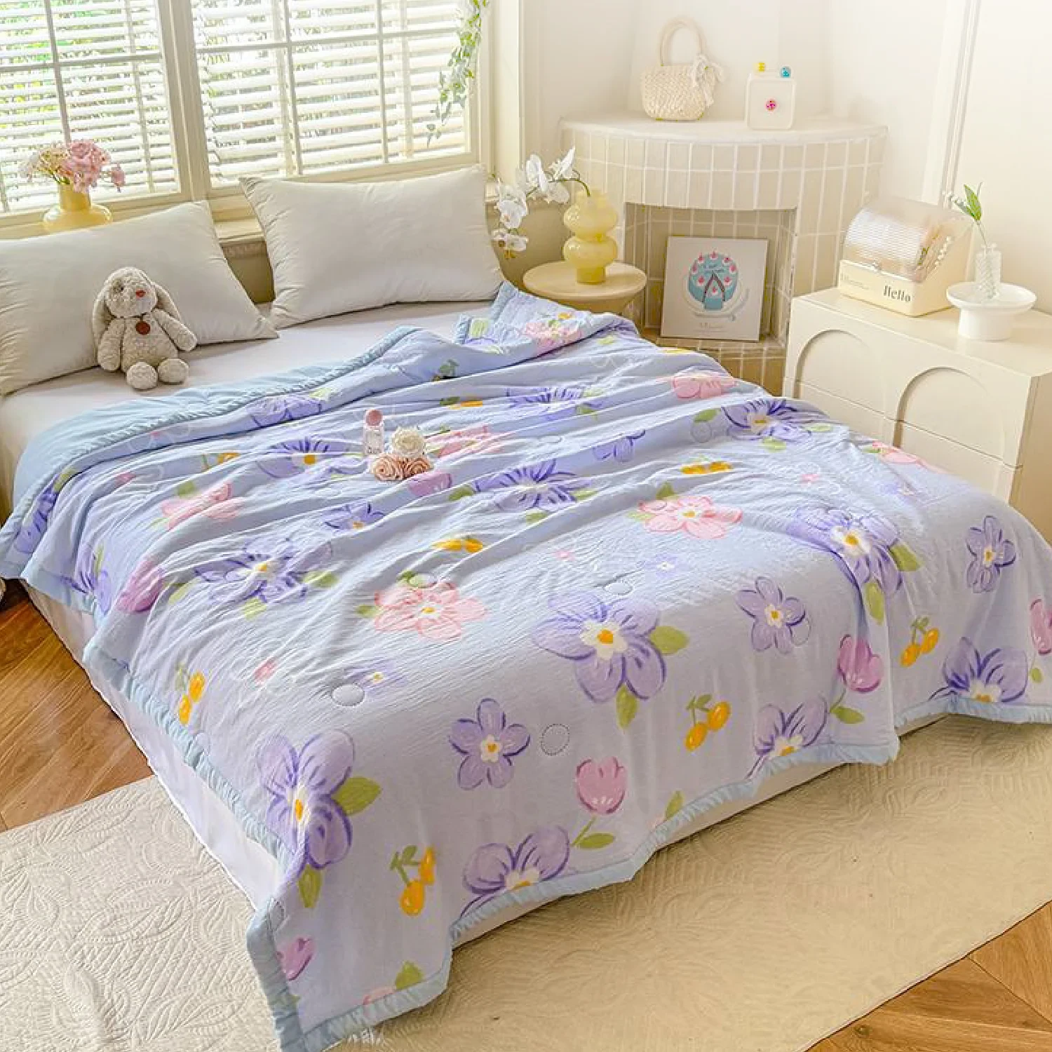 Imported Purple Big Floral Print All Over Print Summer Quilt.